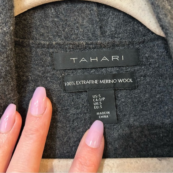 Tahari 100% Merino Wool Sleeveless Dark Gray Long Vest Women’s Size Small - Picture 3 of 7